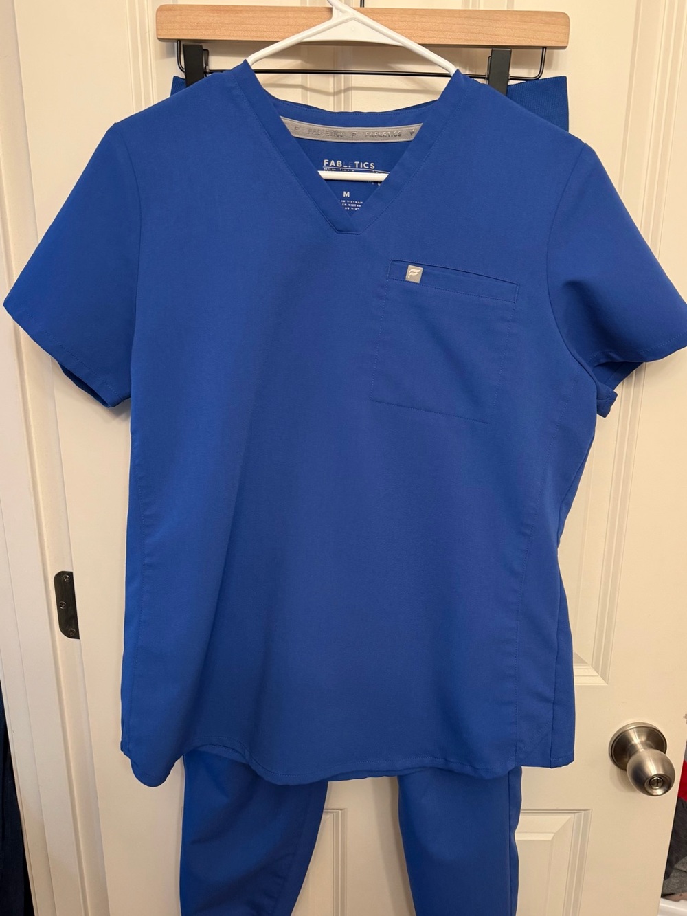 Fabletics V-Neck Scrub Top & Jogger Pants